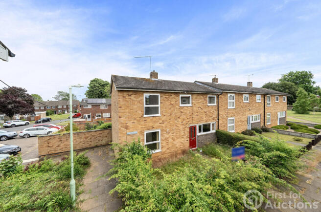 3 bed property, in Hanmer Walk, £160,000