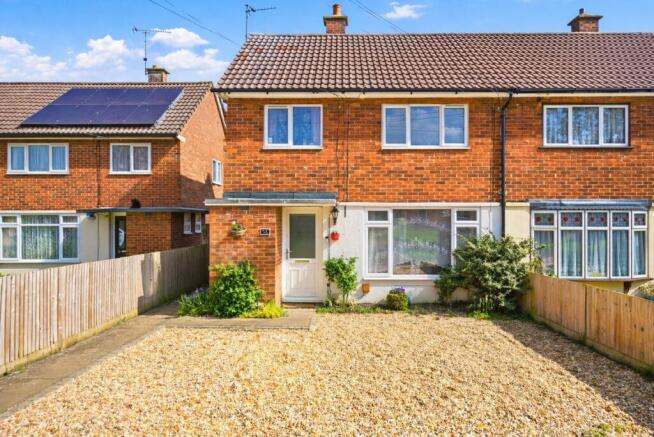 3 bed property, in Benbow Close, £575,000