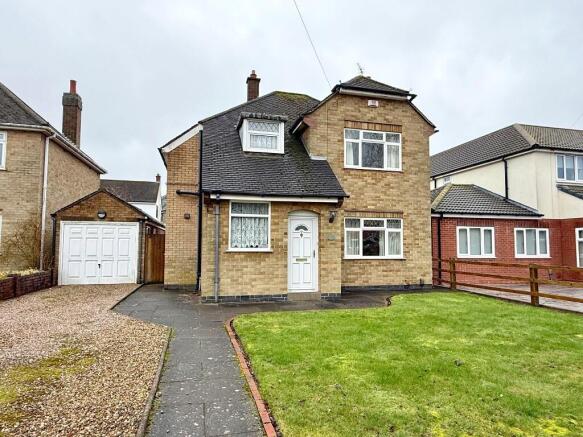 3 bed property, in Woodfield Road, £500,000