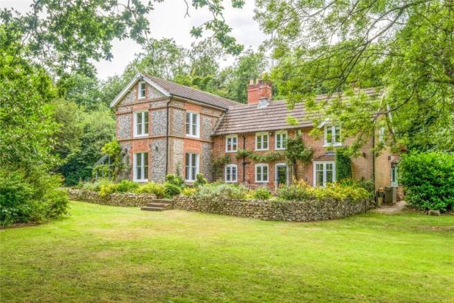 6 bed property, in Broad Street Hill, £1,500,000