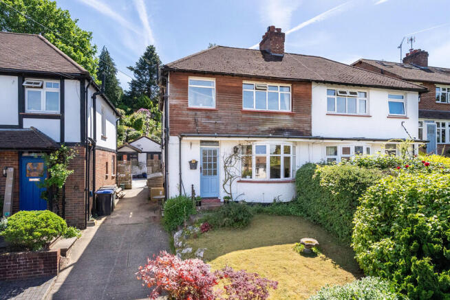 3 bed property, in Overdale, £675,000