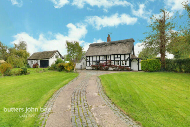 3 bed property, in Barracks Lane, £600,000