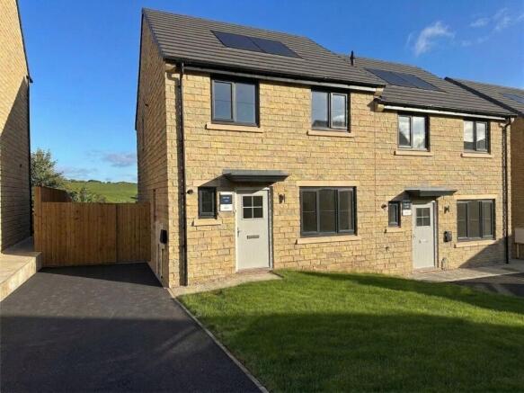3 bed property, in The Lansdown, £324,995