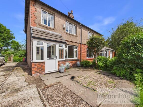 3 bed property, in Stopes Road, £195,000