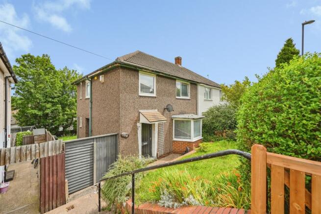 3 bed property, in Matlock Road, £185,000