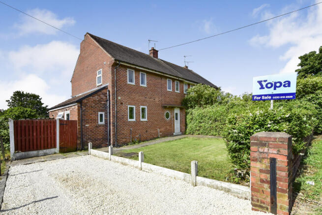 3 bed property, in Northfield Avenue, £175,000