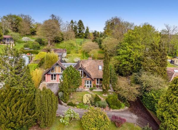 3 bed property, in Laverstock, £950,000