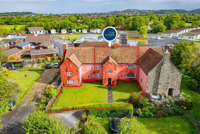 3 bed property, in Colehouse Lane, £375,000