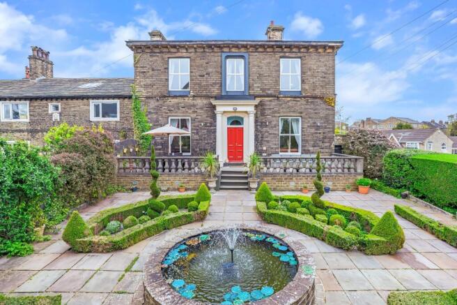 6 bed property, in Moorside Road, £650,000