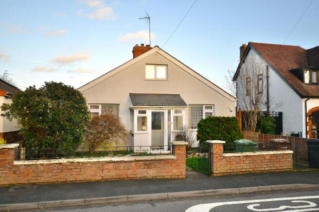 3 bed property, in Avondale, £325,000