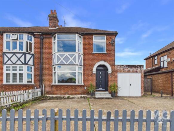 3 bed property, in Philip Road, £450,000