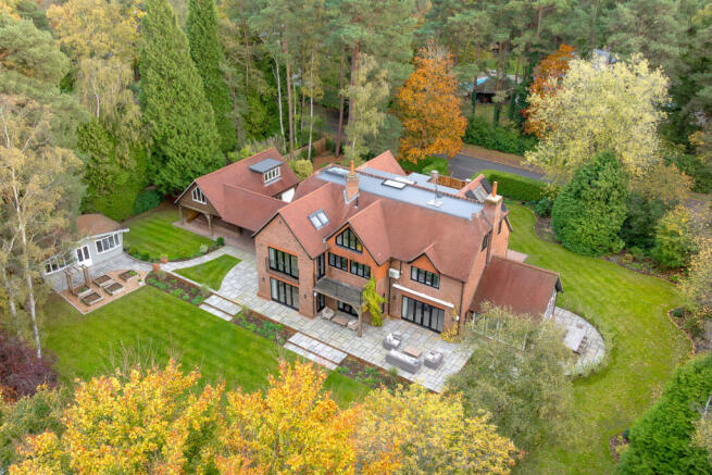 6 bed property, in Prince Consort Drive, £3,000,000