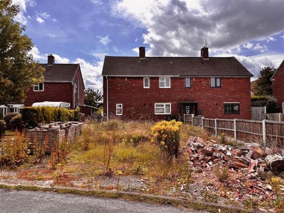 2 bed property, in Wythburn Road, £50,000