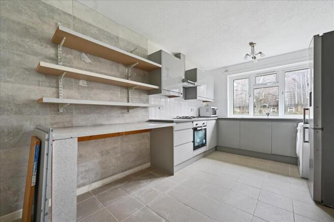 3 bed property, in Griffin Close, £410,000