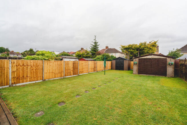 3 bed property, in Tugela Road, £440,000