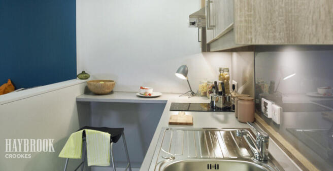 1 bed property, in Allen Street, £40,000