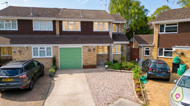 4 bed property, in Mornington Avenue, £600,000