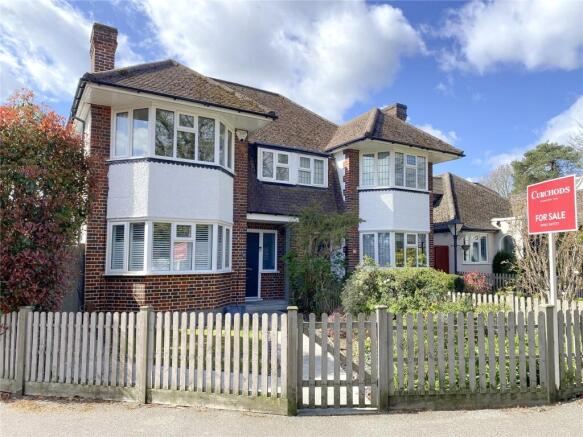 Studio, in Mayfield Road, £995,000