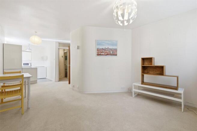 1 bed property, in North Rise, £515,000