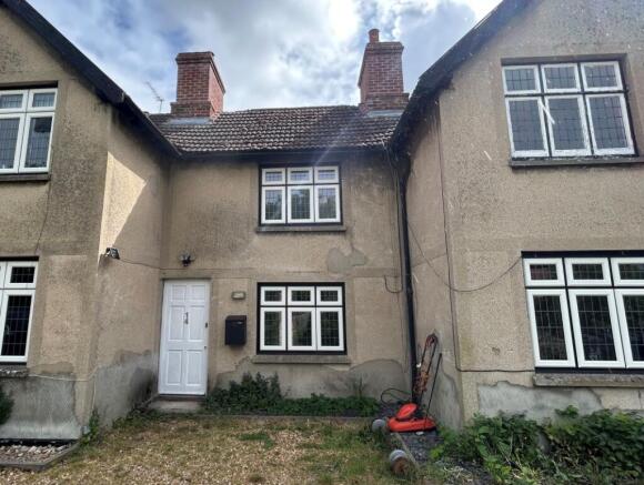1 bed property, in 14 Cambridge Road, £200,000