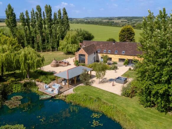 4 bed property, in Hoden Lane, £1,625,000