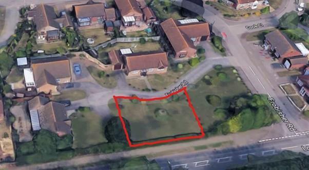 3 bed property, in Frobisher Road, £100,000