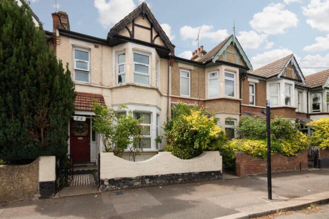3 bed property, in Richmond Road, £800,000