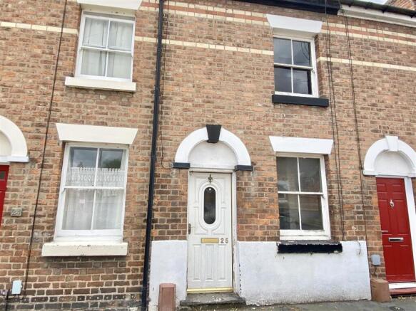 2 bed property, in 25 John Street, £155,000