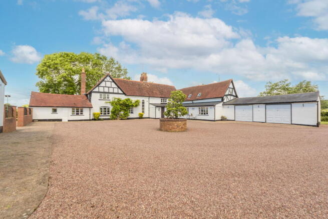5 bed property, in Welbrook House, £1,200,000
