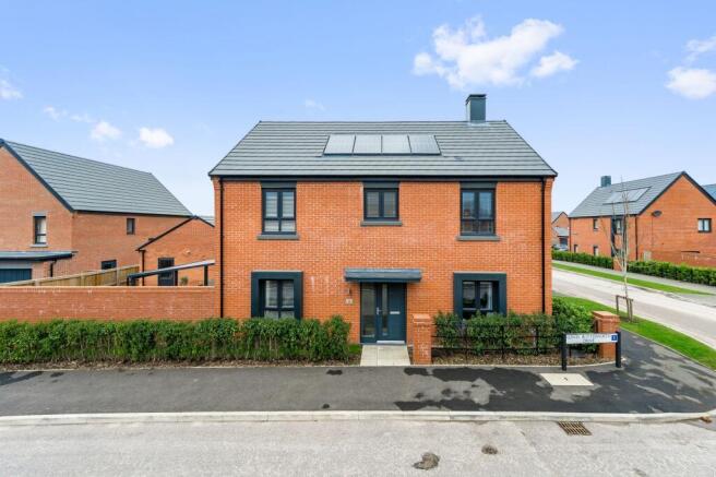 4 bed property, in Edwin Butterworth Drive, £490,000