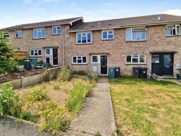 3 bed property, in Solent Gardens, £175,000