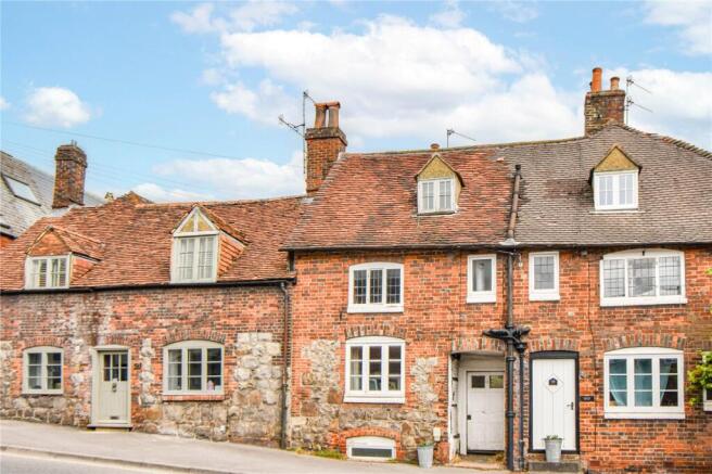 2 bed property, in Herd Street, £255,000