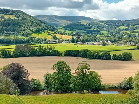 Land, in Maesmawr Farm Talybont-on-usk, £2,900,000