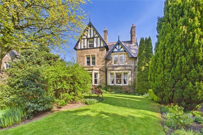 6 bed property, in 6 Macclesfield Road, £1,100,000