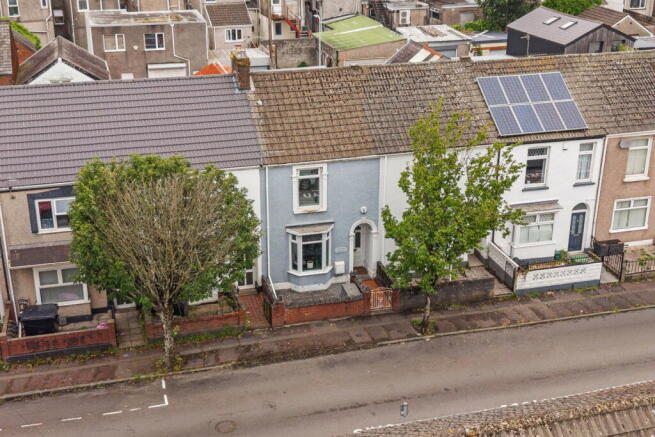 3 bed property, in St. Helens Avenue, £220,000