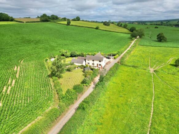 5 bed property, in Butthouse Lane, £675,000