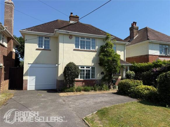 4 bed property, in Barton Court Avenue, £750,000