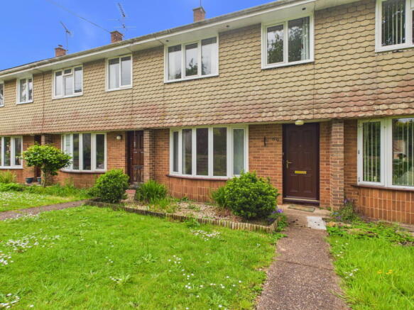 3 bed property, in Tyrrell Mead, £315,000