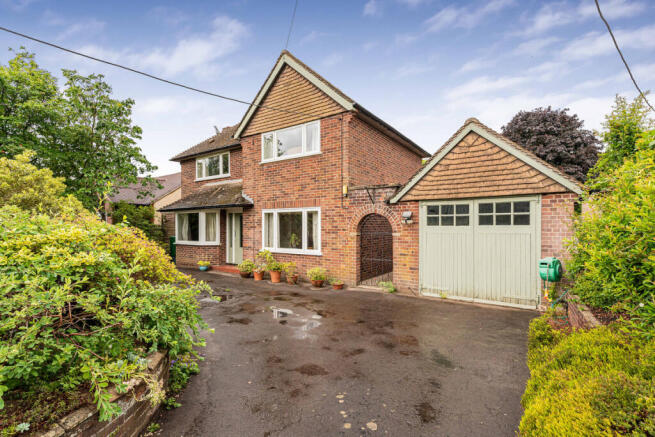3 bed property, in Hanney Road, £725,000