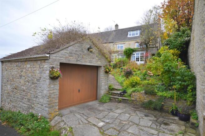 4 bed property, in Marksbury, £600,000