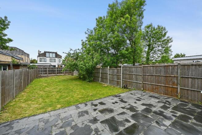 4 bed property, in Somerton Road, £900,000