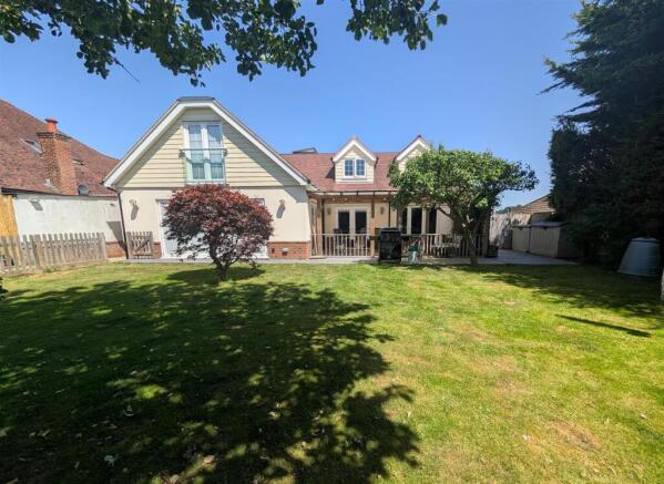 5 bed property, in Powder Mills, £1,000,000