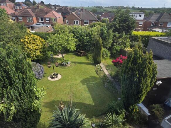 3 bed property, in Reresby Road, £200,000
