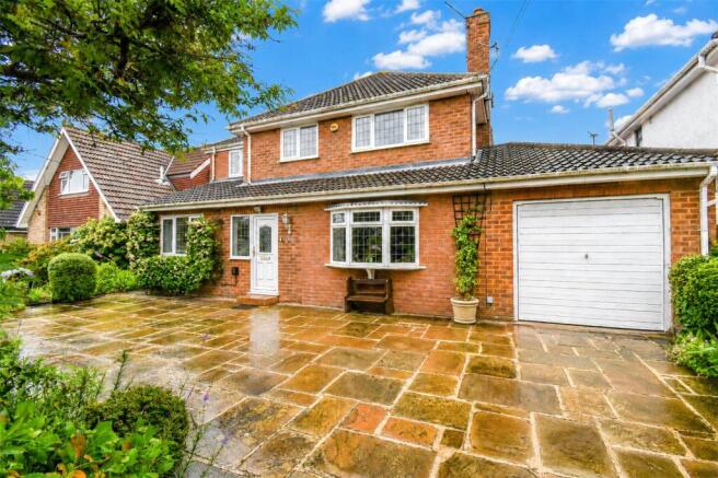 4 bed property, in Whitehouse Lane, £600,000