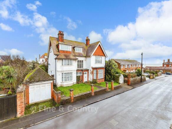 7 bed property, in Thanet Road, £800,000
