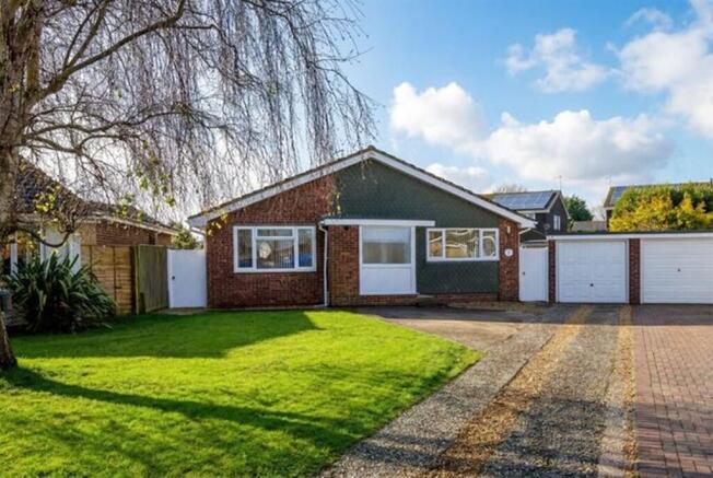 3 bed property, in Lundy Close, £550,000