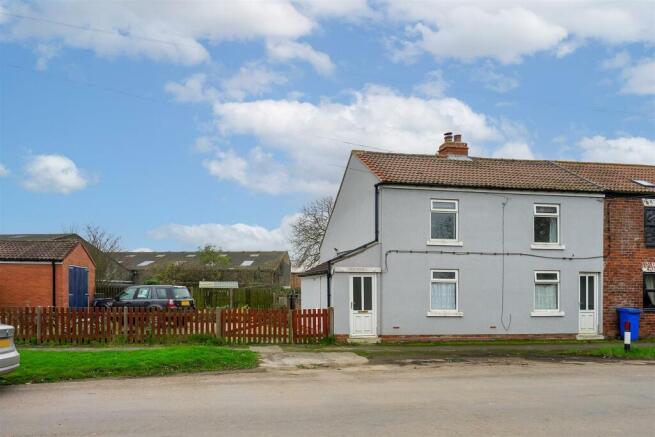 3 bed property, in North Side, £199,950