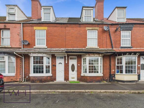 3 bed property, in Swan Street, £100,000