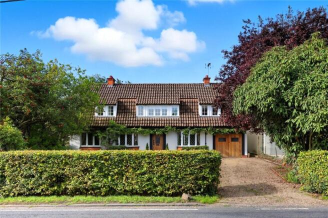 4 bed property, in Chelmsford Road, £855,000