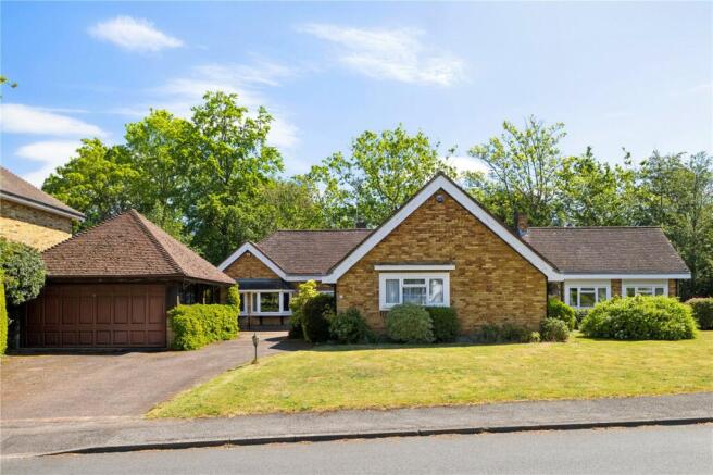 3 bed property, in The Ridings, £1,350,000